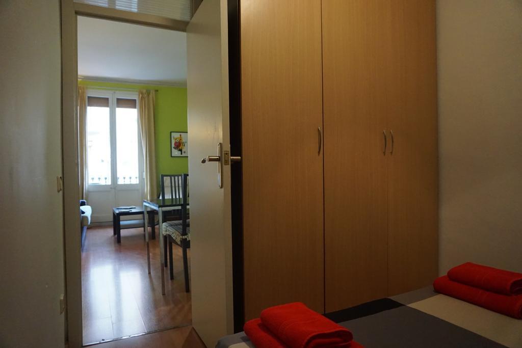 Aparteasy - Montjuic & Fira Barcellona Esterno foto
